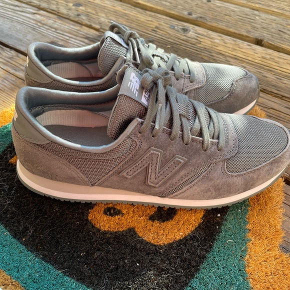 New Balance 420 olive/grey pre-owned - Picture 2 of 11